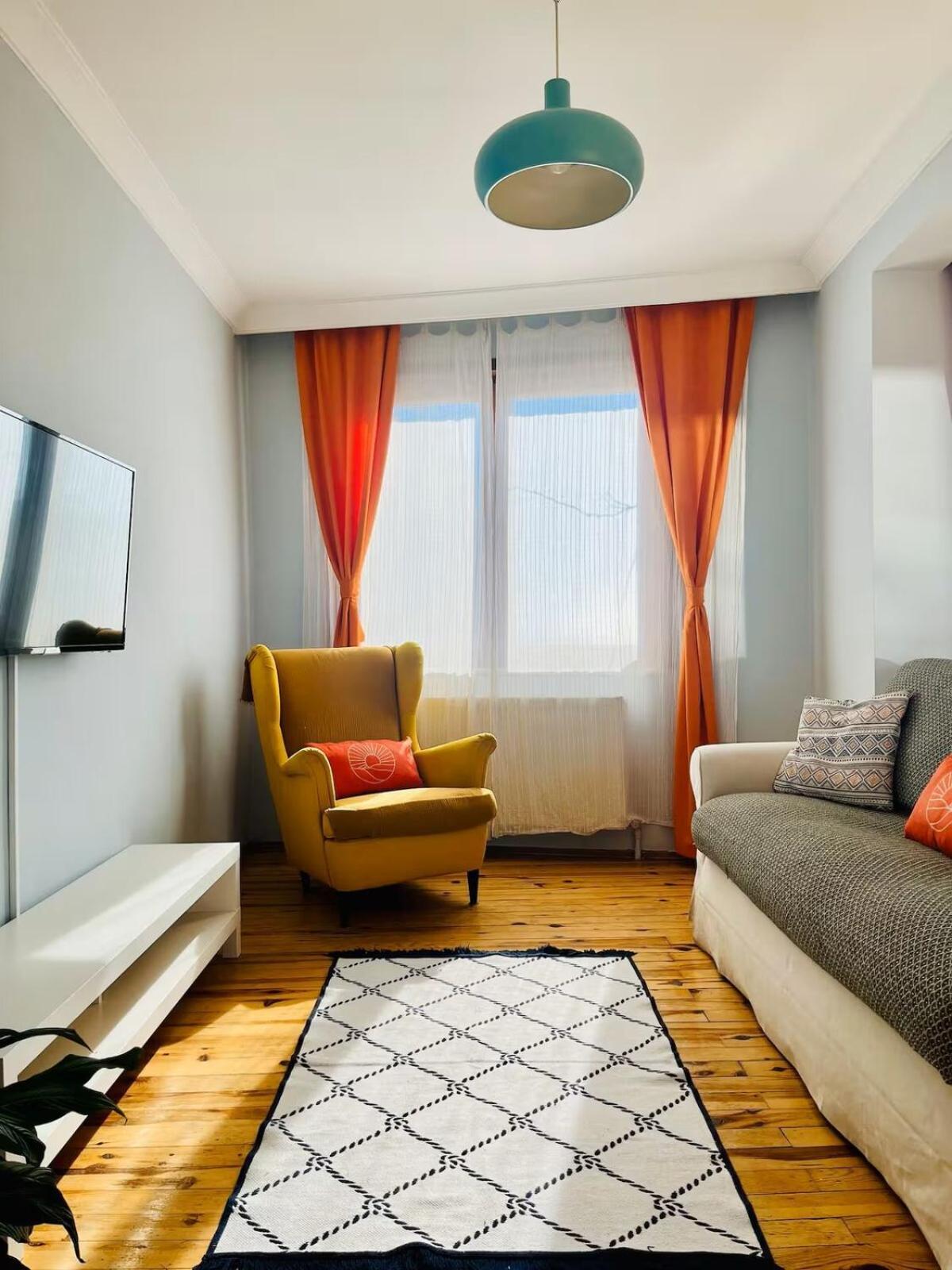 Golden Horn Hidden Haven Daire